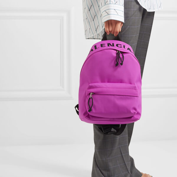 バレンシアガ リュック コピー 刺繍ロゴ入りナイロン素材のバックパック バレンシアガ ウィール S サイズ